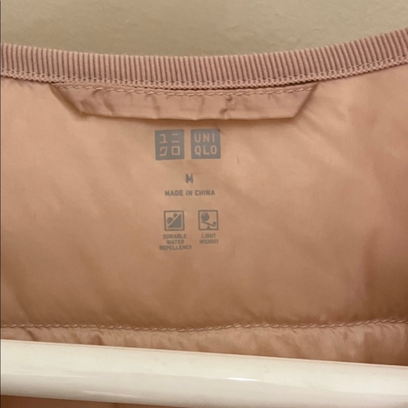 Uniqlo Women's Light Pink Puffer Jacket - Picture 2 of 4